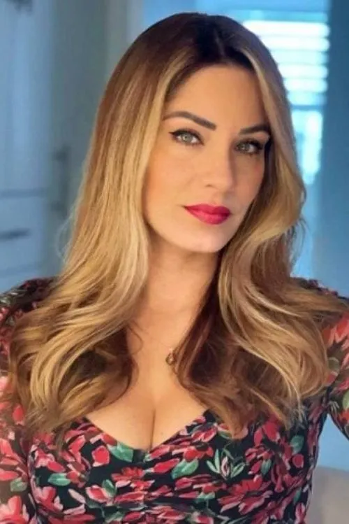 Yoraisi Gómez interpretando a Walkiria