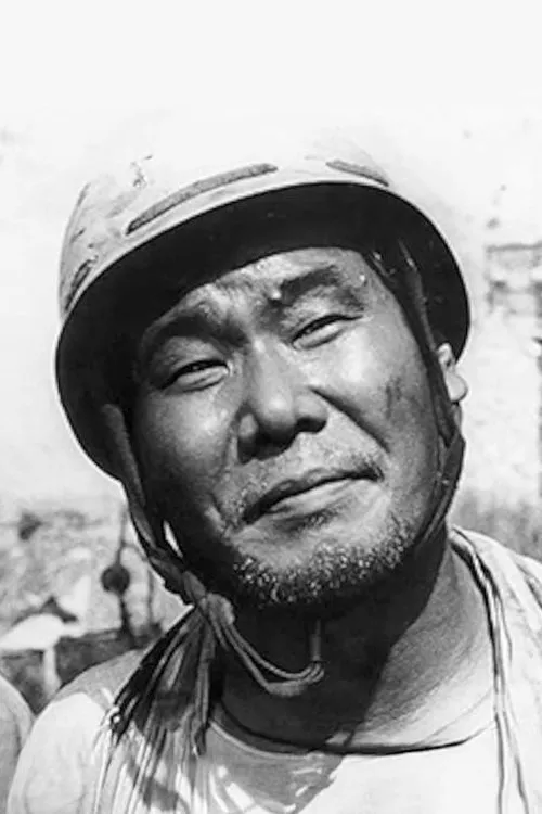 ??? ha trabajado con Yoshinobu Hirose en 1 ocasiones