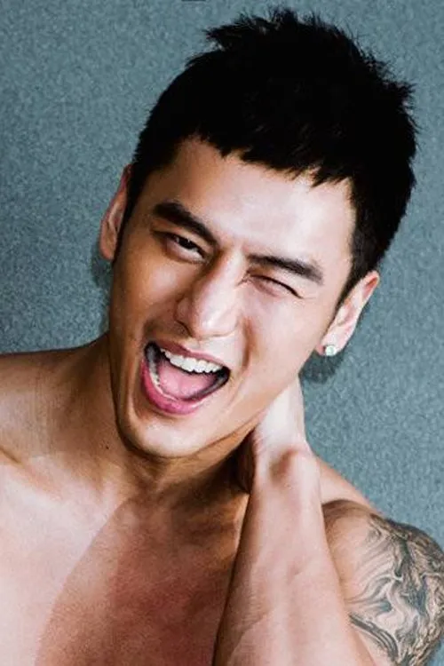 Youming Gu — personaje: Ou Yang