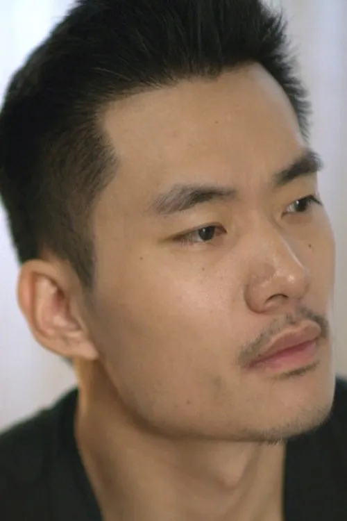 R.J. O'Young ha trabajado con Young-H. Lee en 1 ocasiones