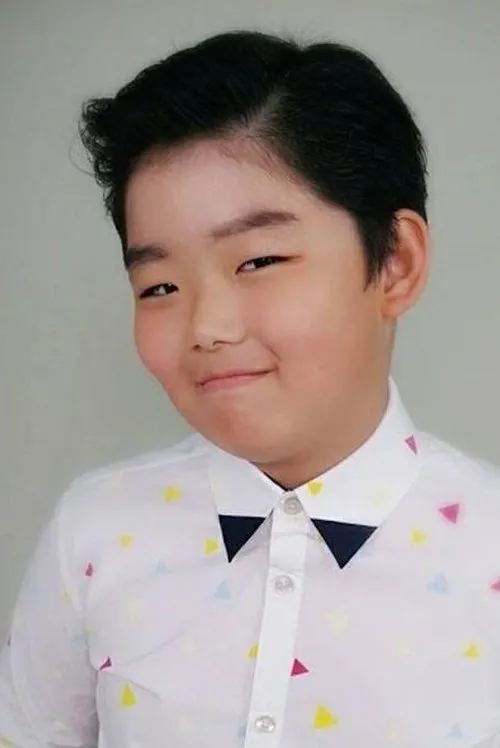 Yoyo Chueh interpretando a De Guang