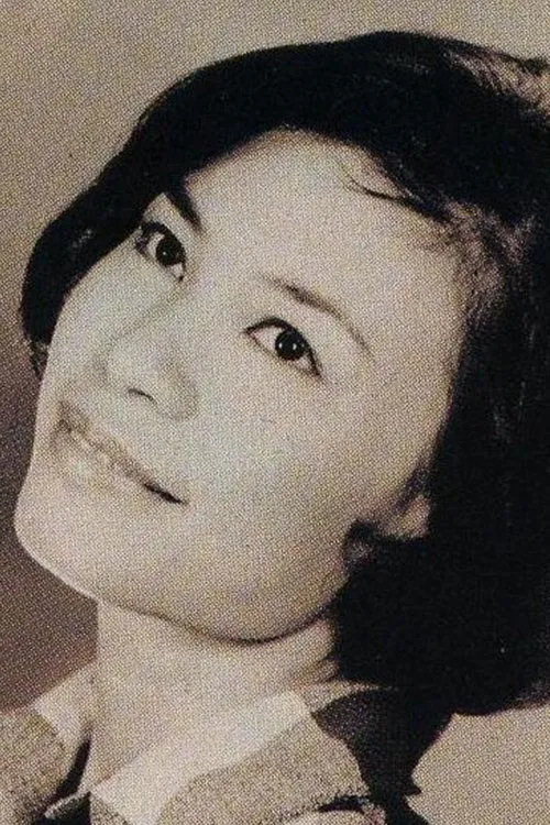 Yu Miu-Lin interpretando a Yau Quan