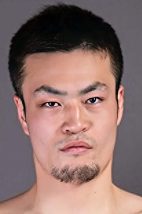 Yudai Murakami interpretando a Self