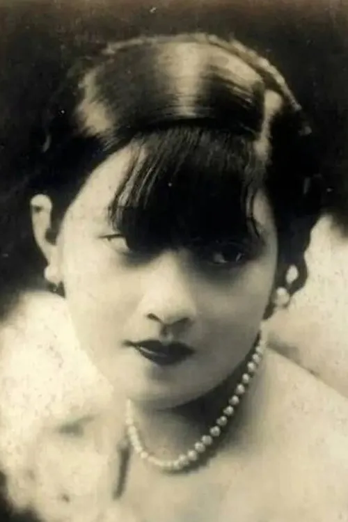 Kongkong Zhou ha trabajado con Yuexian Yan en 1 ocasiones