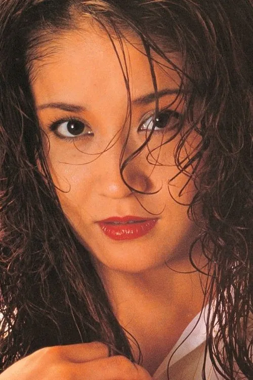 Yūki Mizuhara interpretando a Okon