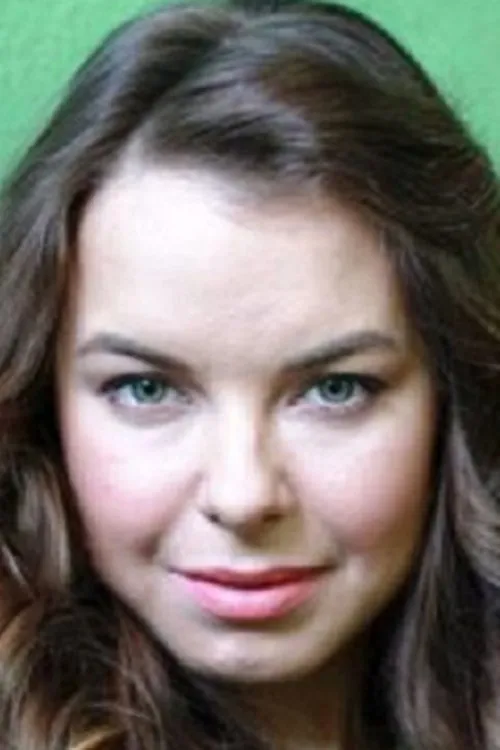 ????? ???????? ha trabajado con Yuliya Khamitova en 1 ocasiones