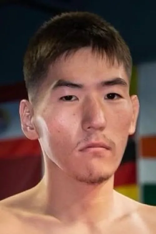 Yuma Horiuchi interpretando a Self