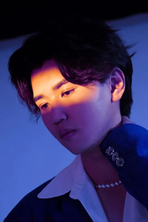 Yun Weiyi en su biografía y filmografía