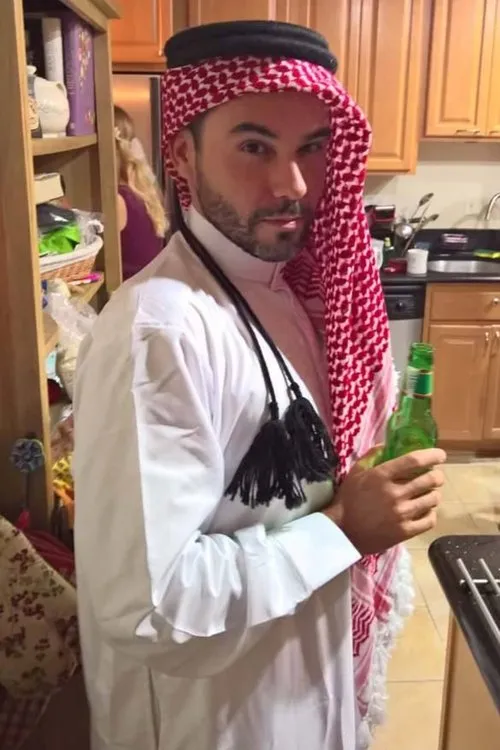 Yuri Avramov interpretando a Spy #2