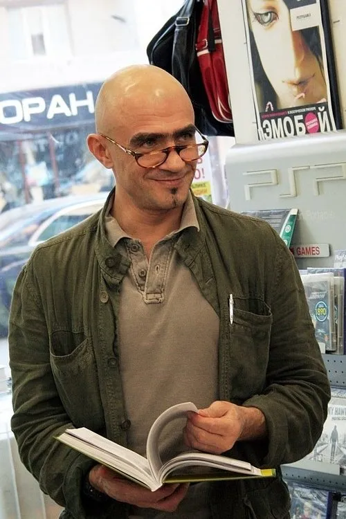 Yuriy Shumilo interpretando a bandit