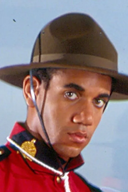 Sylvain Racine ha trabajado con Yves LaTour en 2 ocasiones