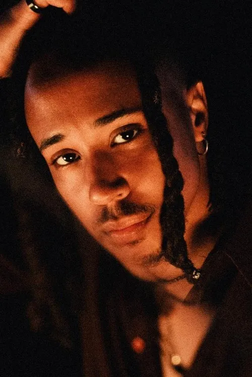 Zach Zoya en su biografía y filmografía