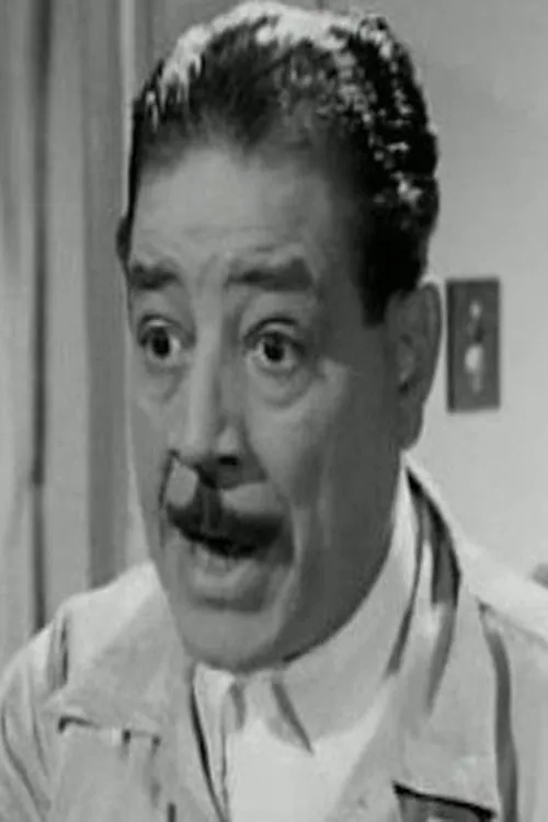 Zaki Mohamed Hassan interpretando a ?????? ??? ????