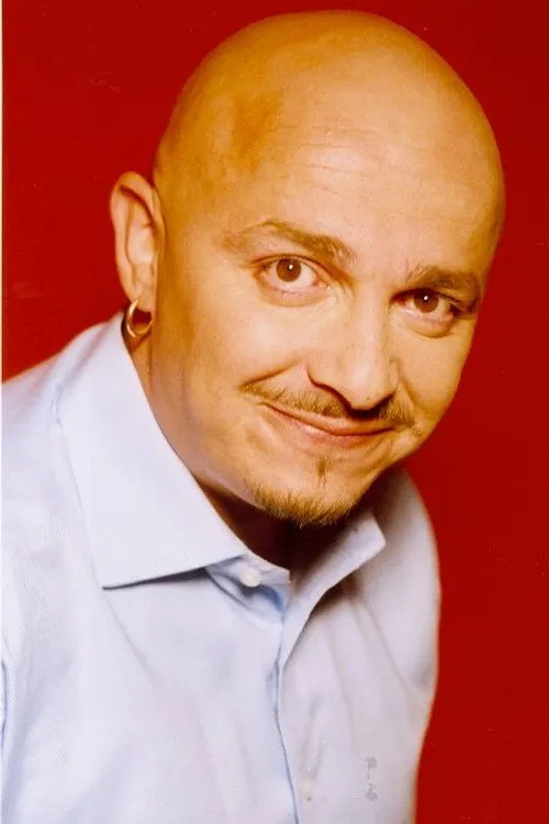 Zdeněk Izer interpretando a cást postav