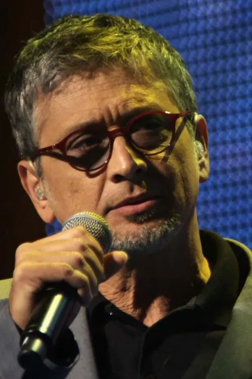 Zé Renato interpretando a Player