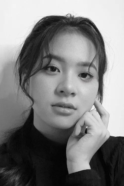 Reva Fidela ha trabajado con Zee JKT48 en 1 ocasiones