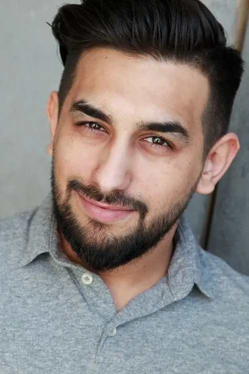 Zejhun Demirov interpretando a Adriano