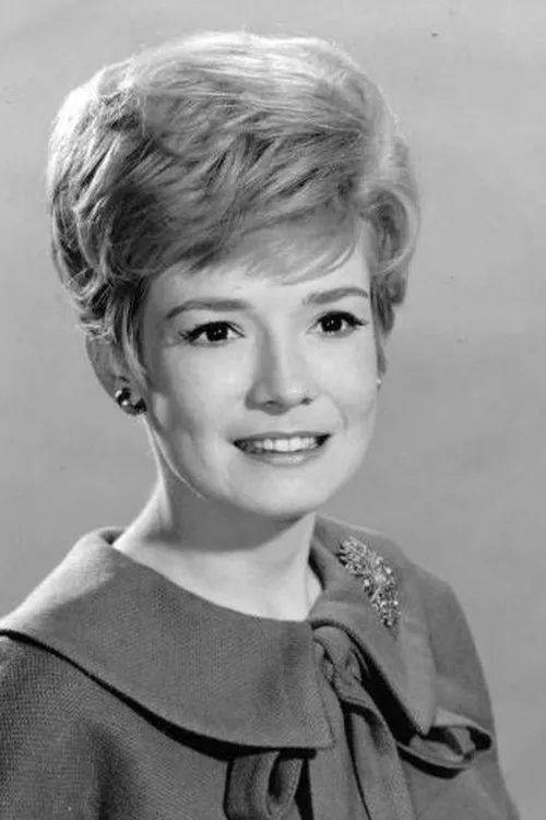 Zeme North — personaje: Self