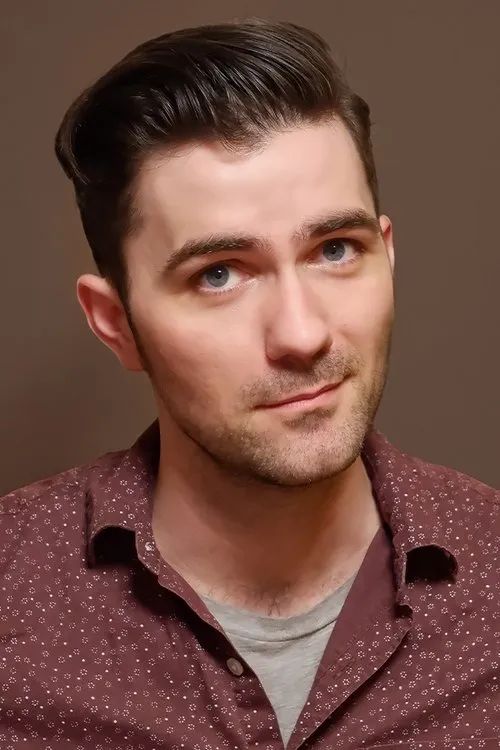 Zephyr Goza interpretando a Michael Gavtier