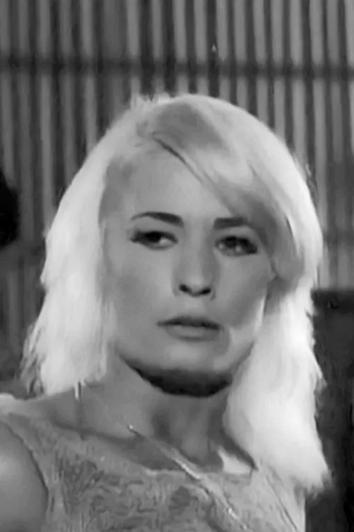 Ζέτα Αποστόλου interpretando a 