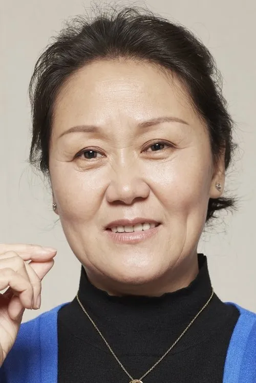 Zhang Aiyue en su biografía y filmografía
