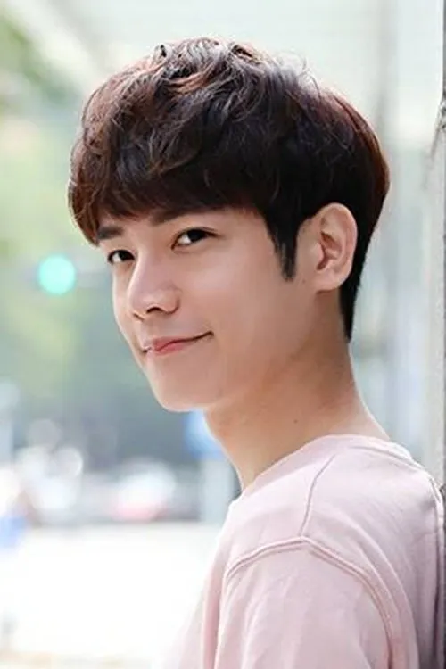 Zhang Hang en su biografía y filmografía