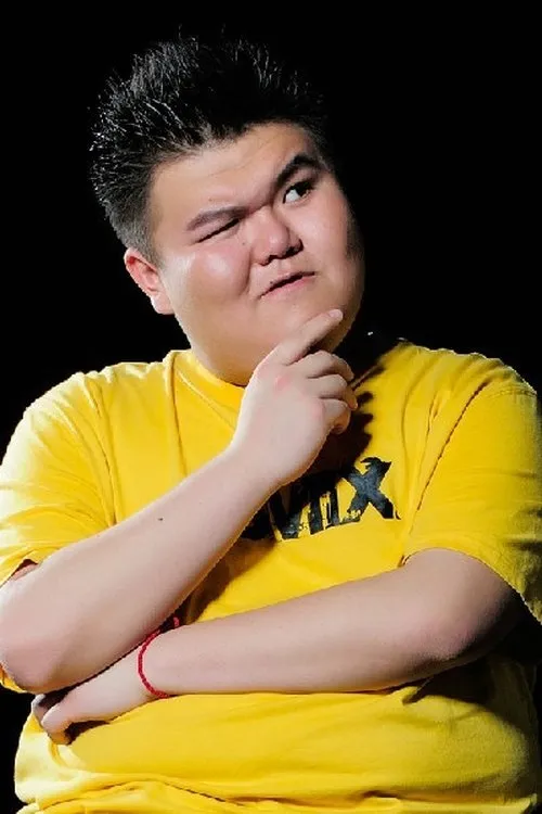 Foto de perfil del actor Zhang Luo Chen en el reparto