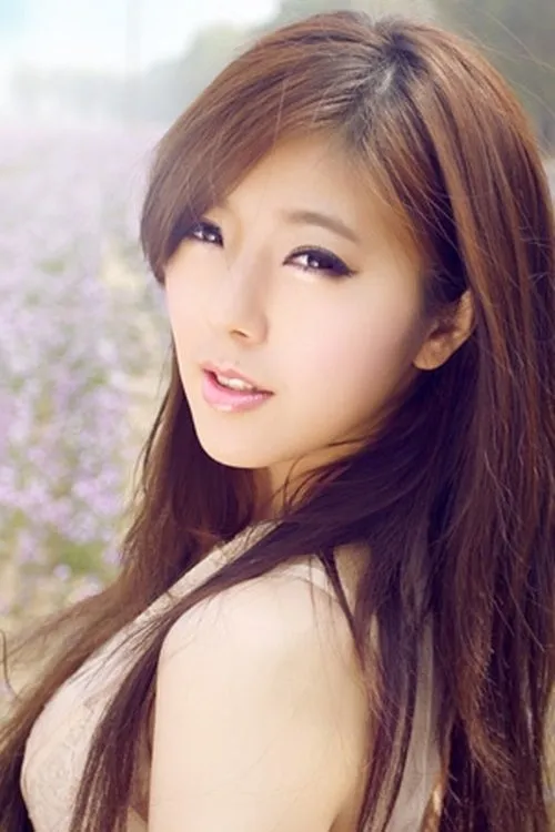 Foto de perfil del actor Zhao Yihuan en el reparto