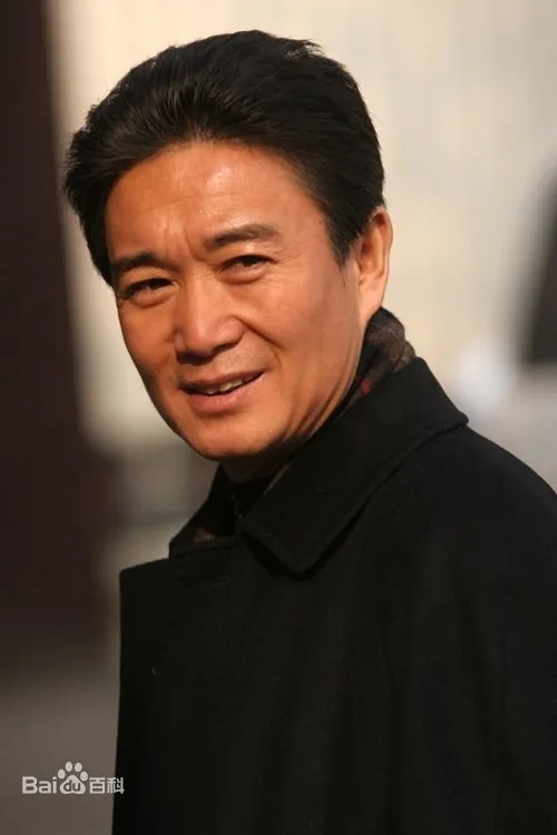 Zheng Qiang en su biografía y filmografía