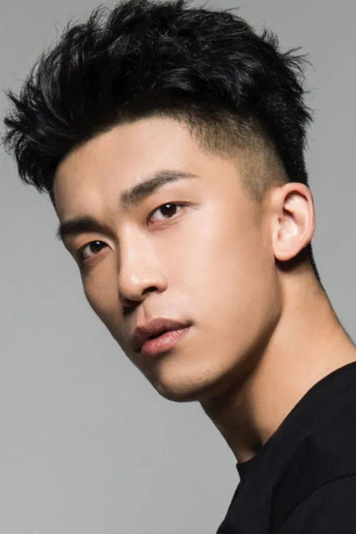 Cecil Cheng ha trabajado con Zhou Xiaowei en 1 ocasiones