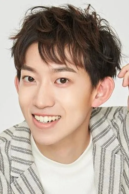 Zhu Ziyu en su biografía y filmografía