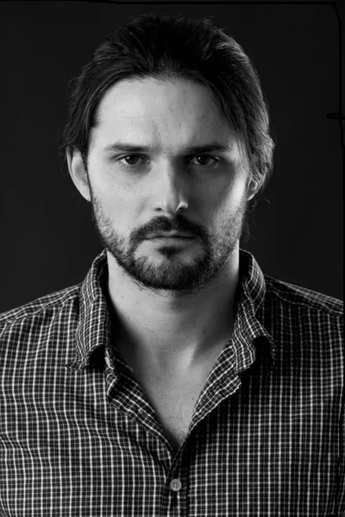 Živko Anočić interpretando a Maks Pinter