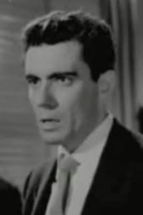 Ziya Metin interpretando a 