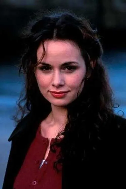 Zoë Eeles — personaje: DC Sam Phillips