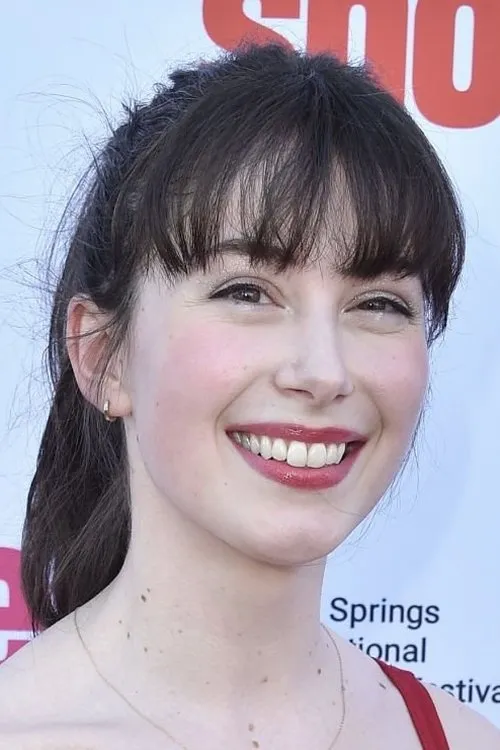 Dave Gibbs ha trabajado con Zoe Mintz en 1 ocasiones