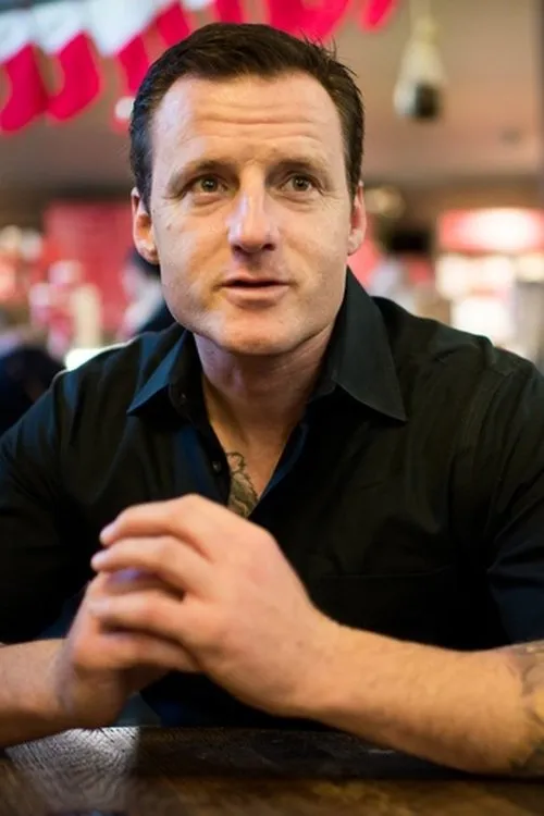 Peter Ormond ha trabajado con Zoltán Téglás en 1 ocasiones