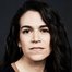 Abbi Jacobson como Carson Shaw