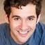 Adam Chanler-Berat como Jordan Glassberg