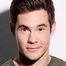 Adam Devine como Kelvin Gemstone