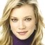 Amy Smart como Barbara Whitmore