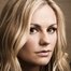 Anna Paquin como Mary Ann Broberg