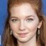 Annalise Basso como LJ Folger