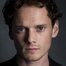 Anton Yelchin como Jim Lake Jr. (voice)
