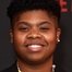Benjamin Flores Jr. como Brandon Bowman (voice)