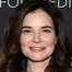 Betsy Brandt como Marie Schrader