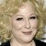 Bette Midler como Hadassah Gold