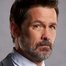 Billy Campbell como Darren Richmond