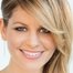 Candace Cameron Bure como DJ Tanner-Fuller