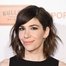 Carrie Brownstein como Zelda