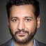 Cas Anvar como Alex Kamal